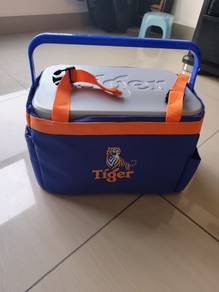 8L cooler box
