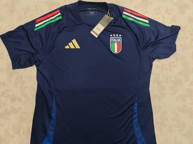 Original Adidas Italy Training Jersey
Size XL 