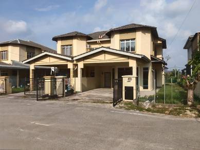 Semi-Detached House For Rent in Sepang,SGR