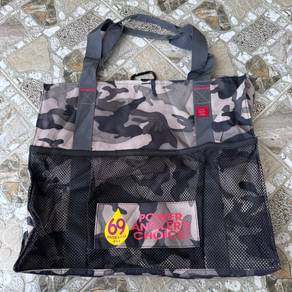 big camouflage tote bag with mesh pockets