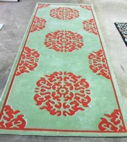 Elegant Modern Hand Tufted Carpet and Rug New
