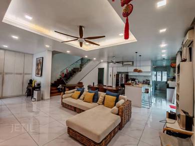 Semi-Detached House For Sale in Klang,SGR