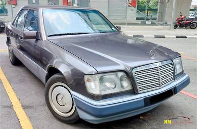 Mercedes Benz E220 220 (CKD) in Kepong, KUL