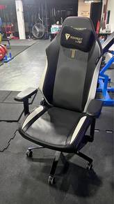 Secretlab TITAN Evo 2022 Gaming Chair Regular Size