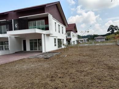 Semi-Detached House For Sale in Dengkil,SGR