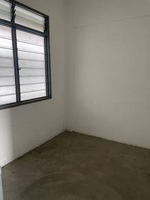 Flat For Sale in Taman Machang Bubok