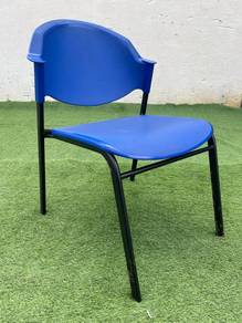P15-K Kerusi Sekolah Rendah Plastik Chair Blue
