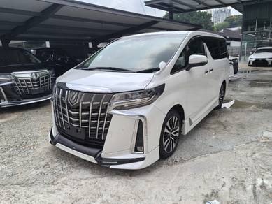 Toyota Alphard SC in Old Klang Road, KUL