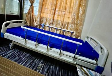 Hospital Bed with Mattress + Remote + Manual Tool