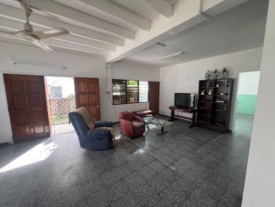 Semi-Detached House For Rent in Pulau Tikus,PNG