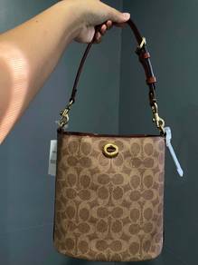 bags  Willow Soft Bucket Bag 19  ( original coach)