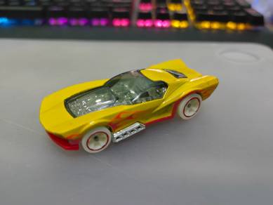 Hotwheels Street Shaker HW Glow Wheels 5 pack