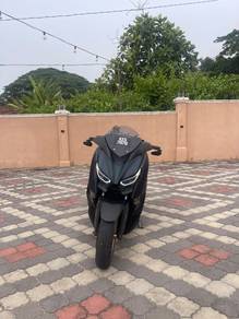 Yamaha XMAX