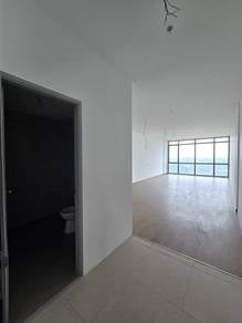 Service Residence For Sale in Summer Suites @ The Summer Shopping Mall