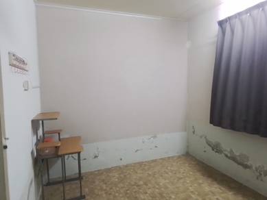 Room in Penampang, SBH
