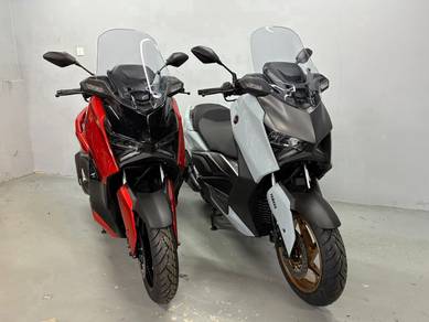 Yamaha XMAX