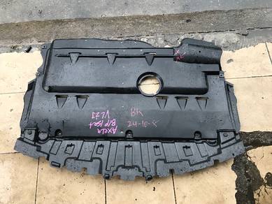 No 24-10-8 Mazda 3 Axela BK Engine Cover Jpn