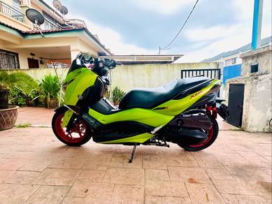Yamaha XMAX