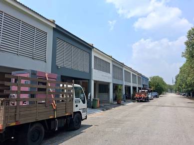 Shop lot For Sale in Bandar Bukit Raja,SGR