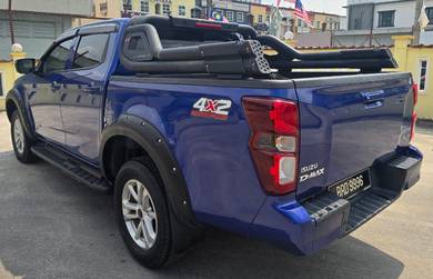 Isuzu D-Max AUTO PLUS in Ampang, KUL
