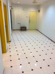 Apartment For Rent in Pangsapuri Ceria (Taman Kinrara)