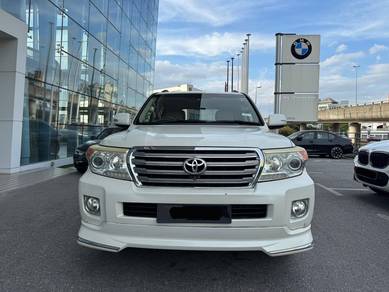 Toyota Land Cruiser ZX in Kuching, SWK