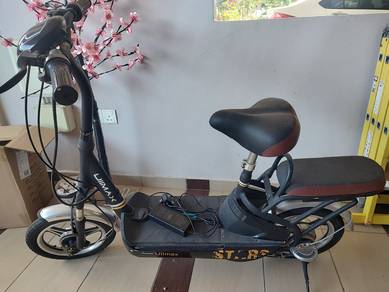 (Used) Ullmax Maximal f7 electric scooter