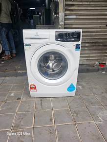 Electrolux front load washer washing machine 7.5.k