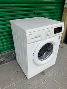 Inverter LG Hot Washer Washing Machine 8kgs
