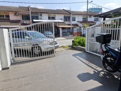 2-storey Terraced House For Sale in Seri Kembangan,SGR