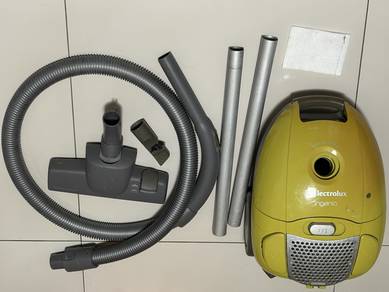Electrolux Ingenio Vacuum Cleaner with Accessories