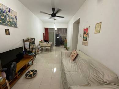 Apartment For Sale in Damansara Sutera