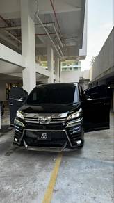 Toyota Vellfire  in Seri Kembangan, SGR