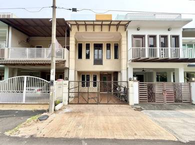 2.5-storey Terraced House For Sale in Ampang,SGR