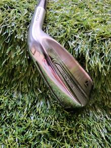 Golf Iron 7 Taylormade P790 R