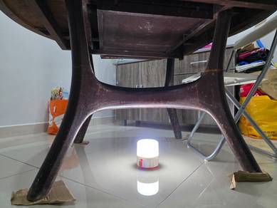 Retro meja kayu bulat untuk dijual