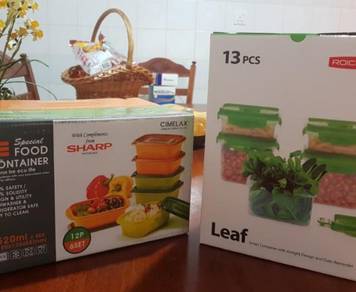 2 box storage containers 