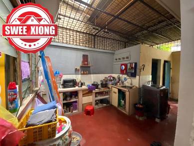 1-storey Terraced House For Sale in Jelutong,PNG