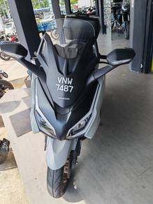 Honda Forza 250