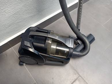 Panasonic Vacuum Cleaner 2000w