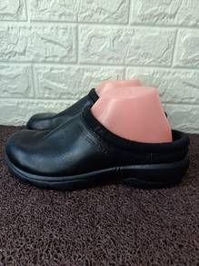 Uk7.5 Merrell Clogs Slip-on