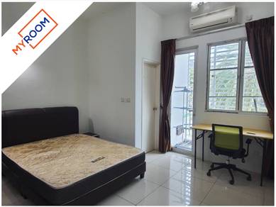 Room in Bayan Lepas, PNG