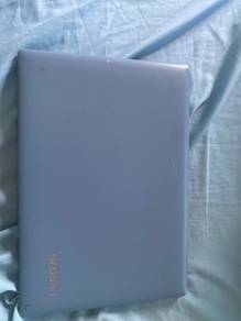 laptop jenama lenovo sebab dah tk guna jual
