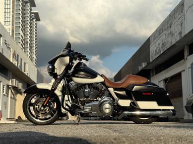 Harley-Davidson Street Glide Special