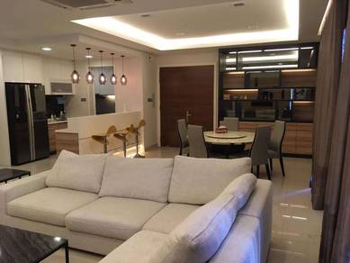 Condominium For Sale in Puncak Luyang Condominium