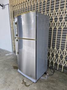 Electrolux Dual Door Fridge Refrigerator 424Liters
