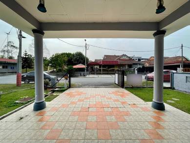 Semi-Detached House For Sale in Ampangan,NSN