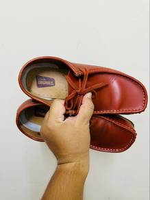 Clarks Wallabee