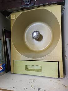 Coconut grating machine