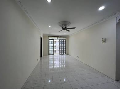 Condominium For Sale in Platinum Hill PV 5